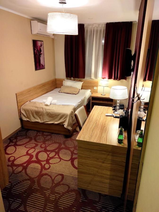 Mela Hotell Zakręt