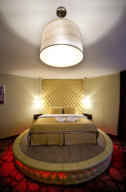 Mela Hotell 3*